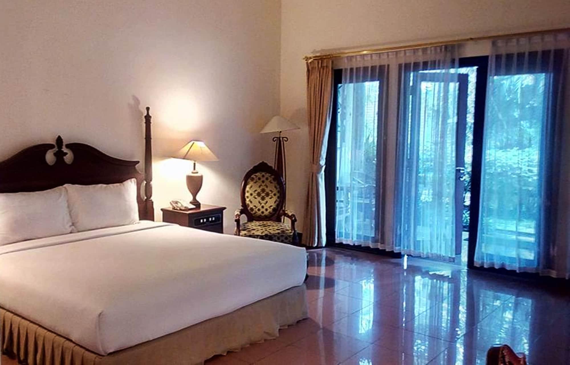 The Oxalis Regency Hotel Magelang Dış mekan fotoğraf