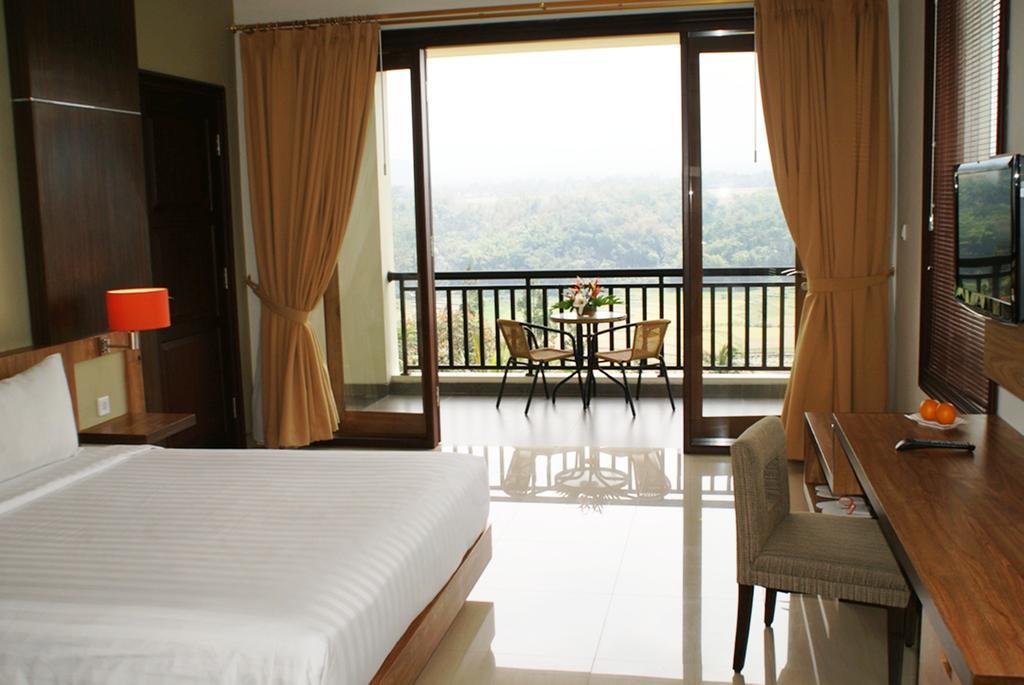The Oxalis Regency Hotel Magelang Dış mekan fotoğraf