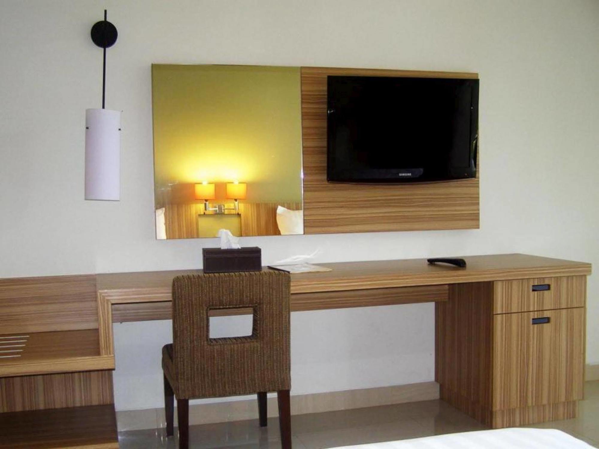 The Oxalis Regency Hotel Magelang Dış mekan fotoğraf