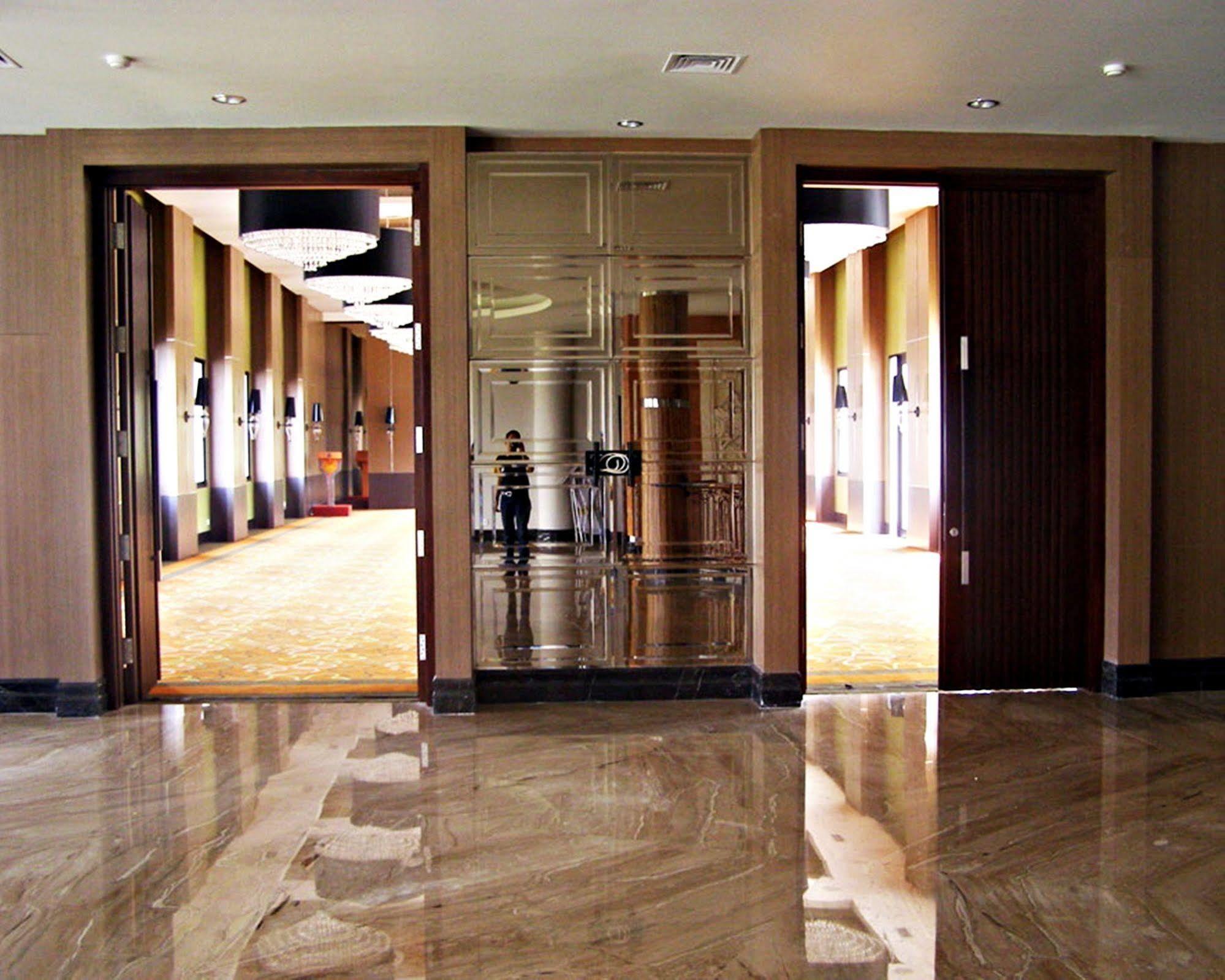 The Oxalis Regency Hotel Magelang Dış mekan fotoğraf