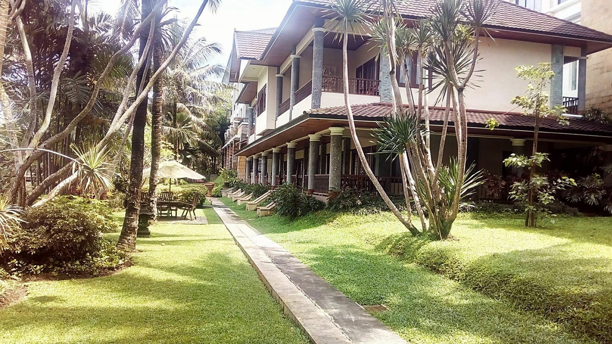 The Oxalis Regency Hotel Magelang Dış mekan fotoğraf